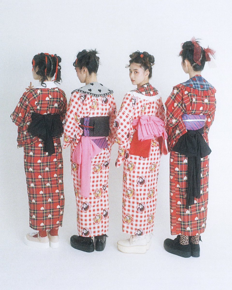 レトロな少女のプリントが可愛い浴衣がラフォーレ原宿&オンラインに