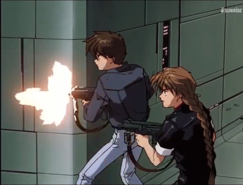 実はヒイロの着てるジャケットはデュオからの貰い物だったりする