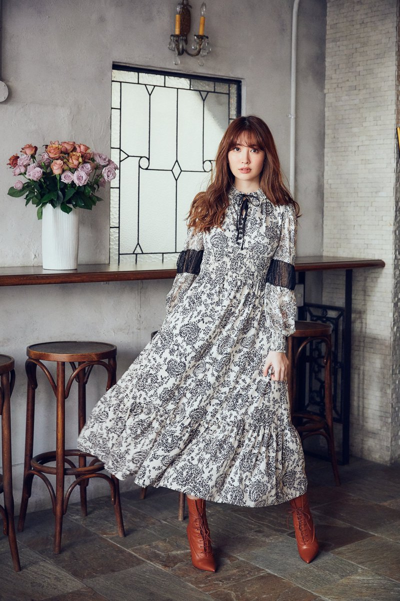 Winter Floral Long-sleeve Dress// ▶︎2020.11.14(sat) at 7 p.m.