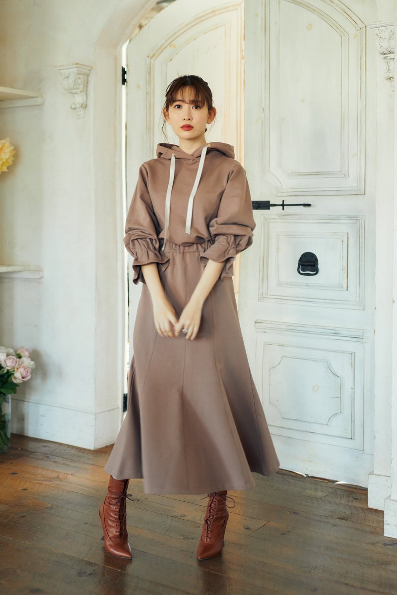 Hooded Cotton-blend Jersey Dress// ▶︎2021.01.29(fri) at 7 p.m.