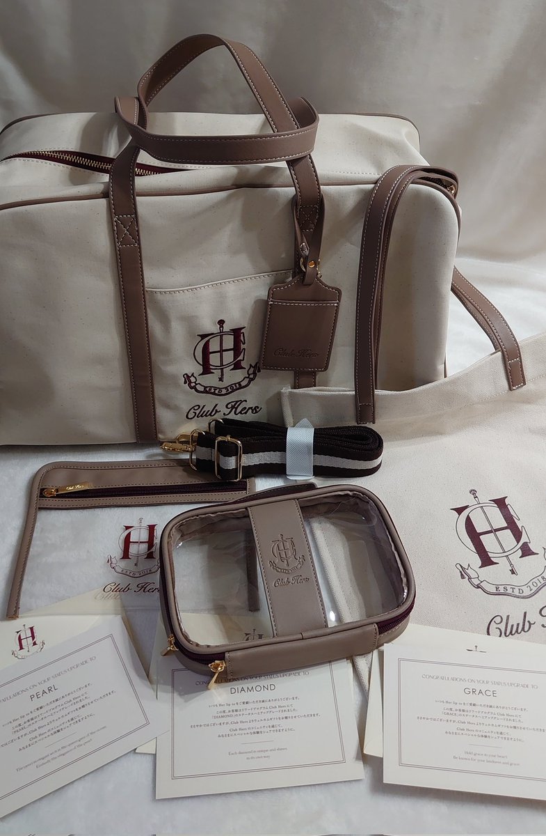 おはようございます♡ 昨夜HLTの Club Hers会員特典ギフトが 届きまし