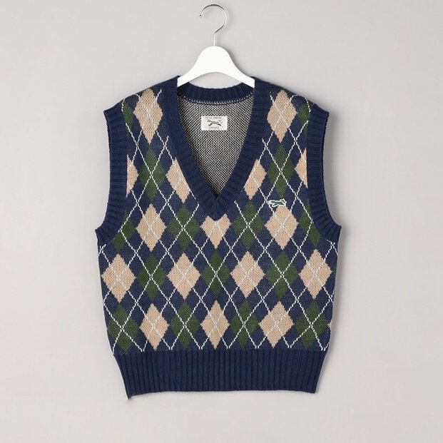 SHIPS Vネックベスト 平手友梨奈着用 うちの弁護士は手がかかる 平手友