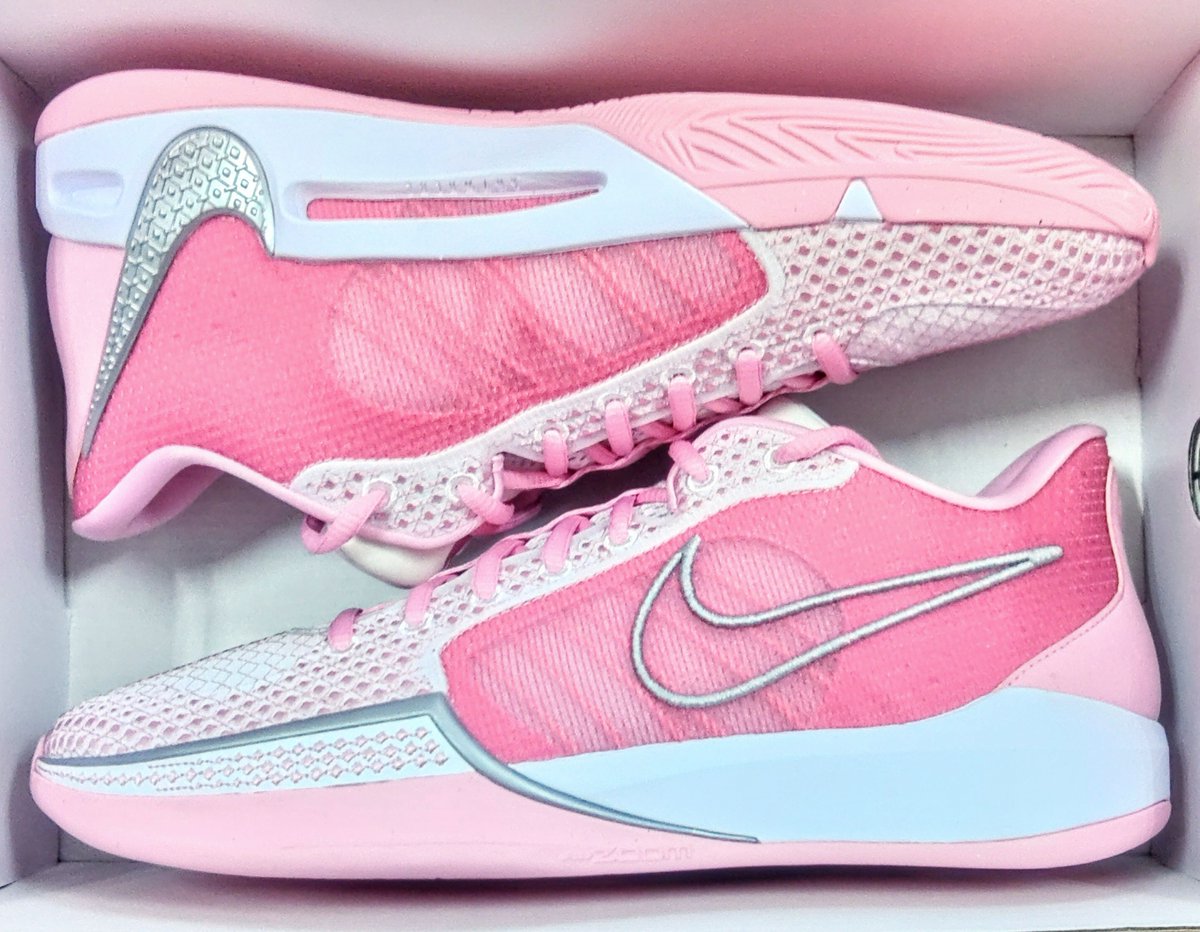 もう届いた!!!😳 NIKE SABRINA 1 by you 