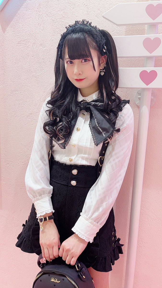 Liz Lisa フリル花柄キュロット ㅤㅤㅤㅤㅤㅤㅤ 𝐓𝐢𝐤 𝐓𝐨𝐤'𝐬