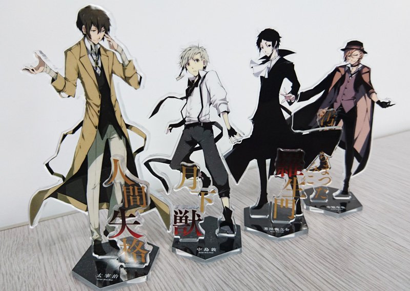 ヤングエース5月号（4月4日発売）と6月号（5月2日発売）のアクリル