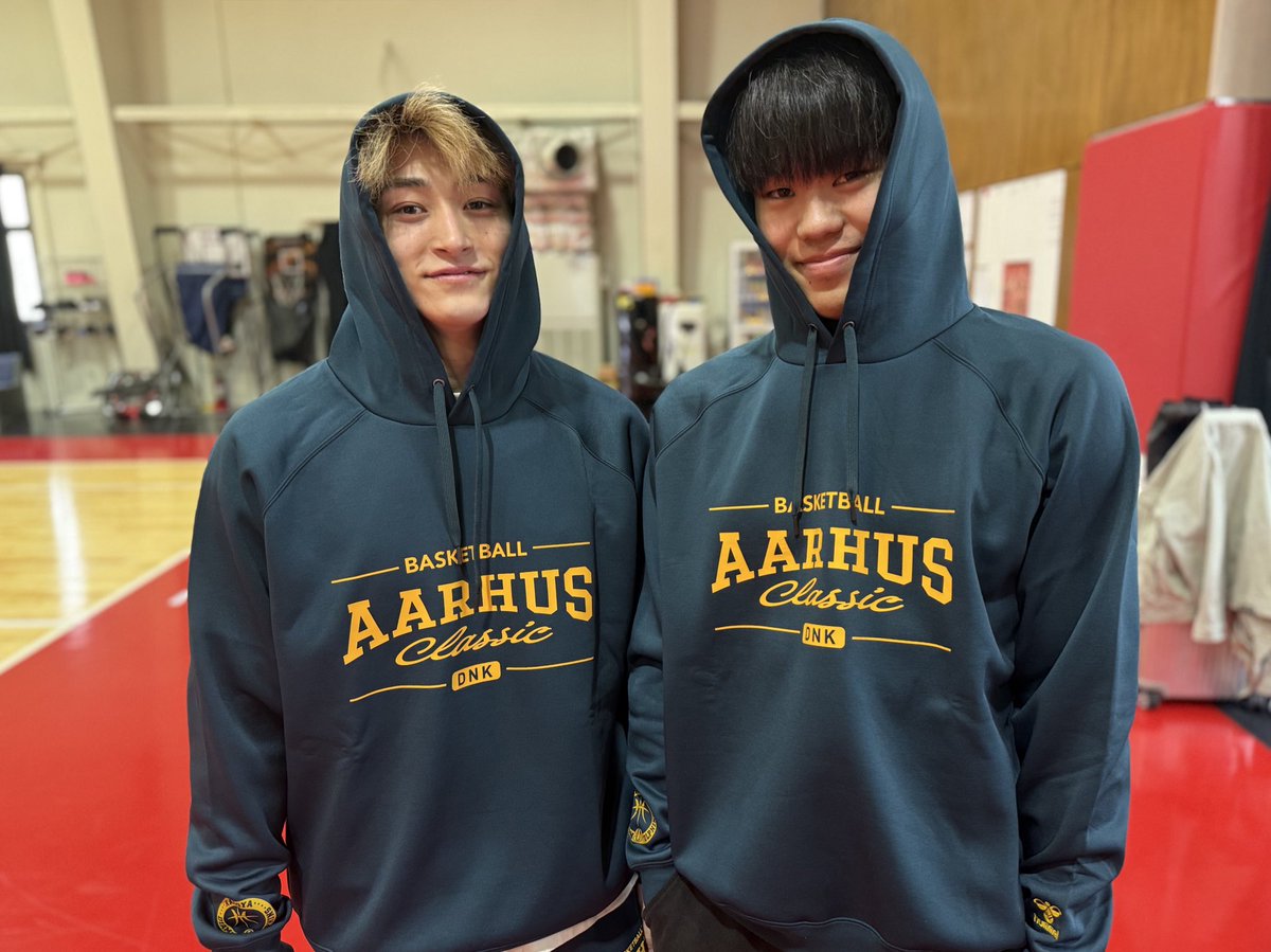 出発前の練習場にて NEWウェア📸👀🧶 @taketooo0115 @im__16yt @hummel_JP