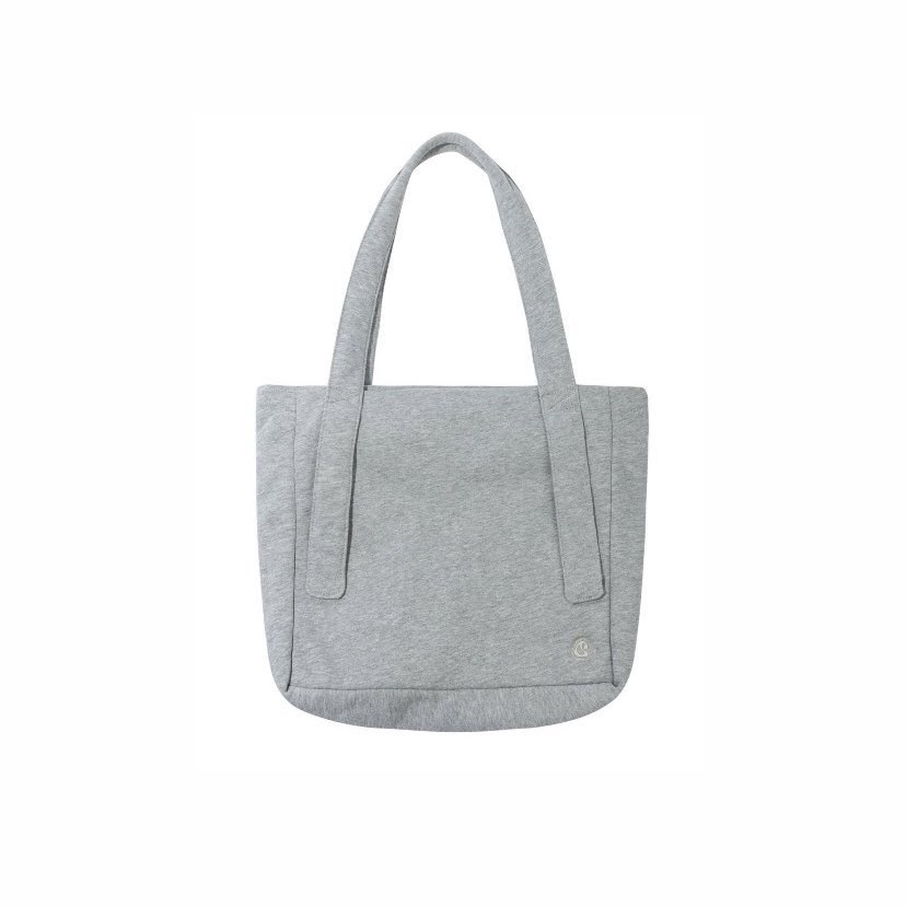 最近ナヨンさんcoyseio着用多いから欲しくなってきた、、subuコラボの