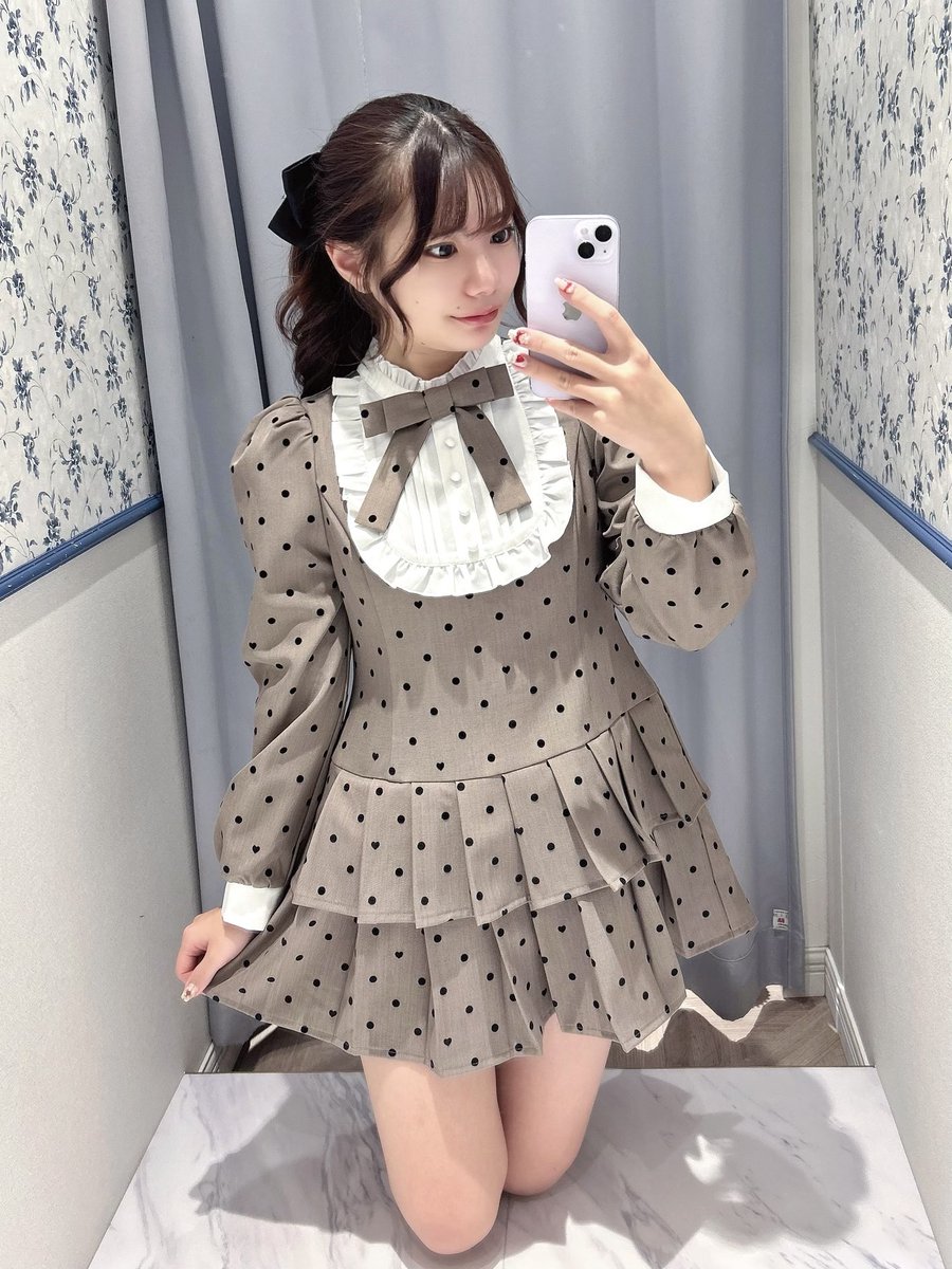 evelyn新宿店🧸🤎 ♡ プリーツティアードミニOP ♡ color : BR / CH