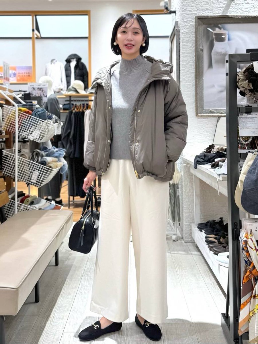 この冬のイチオシダウン☃️／ とにかく軽くてあたたかい！ ストレス