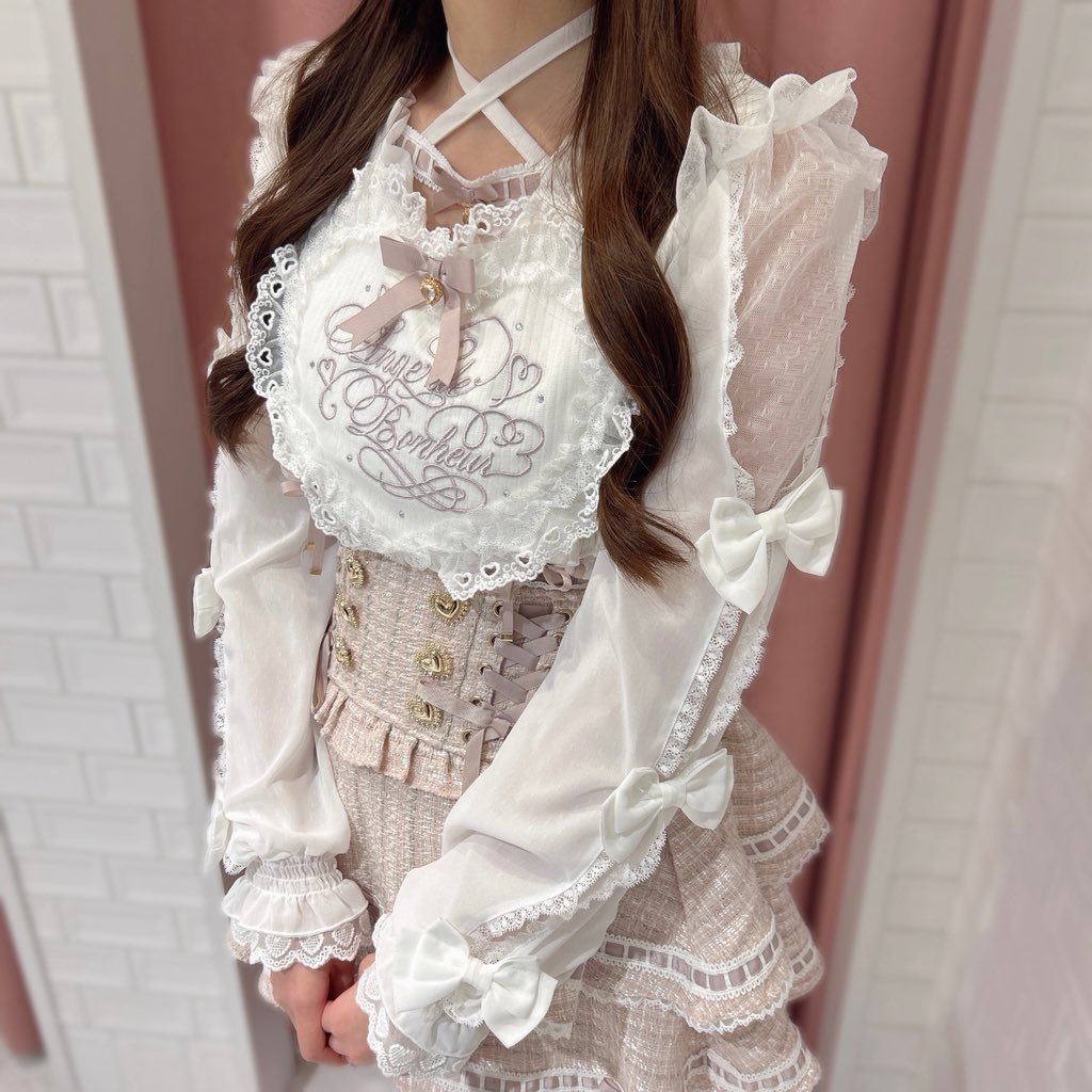 ❤︎ 𝐋𝐈𝐙 𝐋𝐈𝐒𝐀 名古屋𝐏𝐀𝐑𝐂𝐎店 ❤︎ #フリルハートリボン