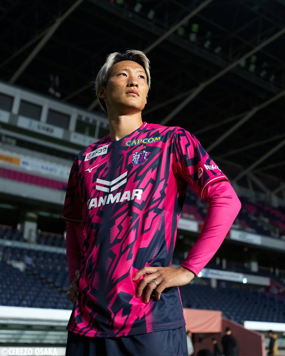 な*お様 セレッソ大阪ユニフォーム Forlan 10 M な*お様 セレッソ大阪