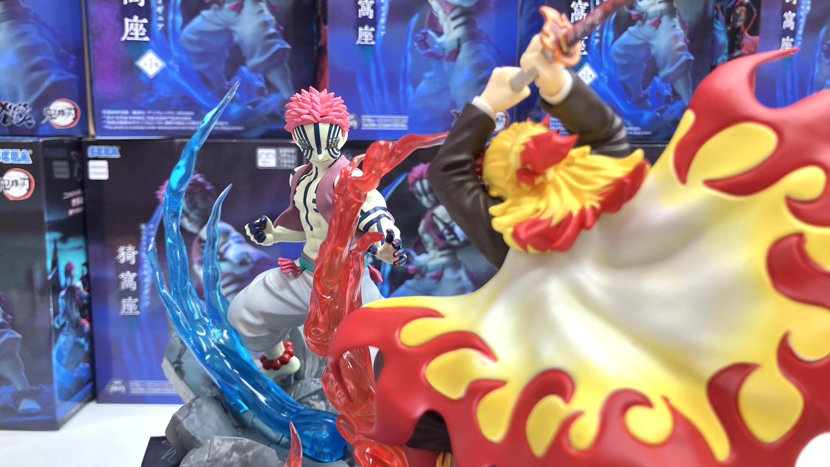 並べて飾ると世界観が強化される “XrossLink（クロスリンク）”シリーズ