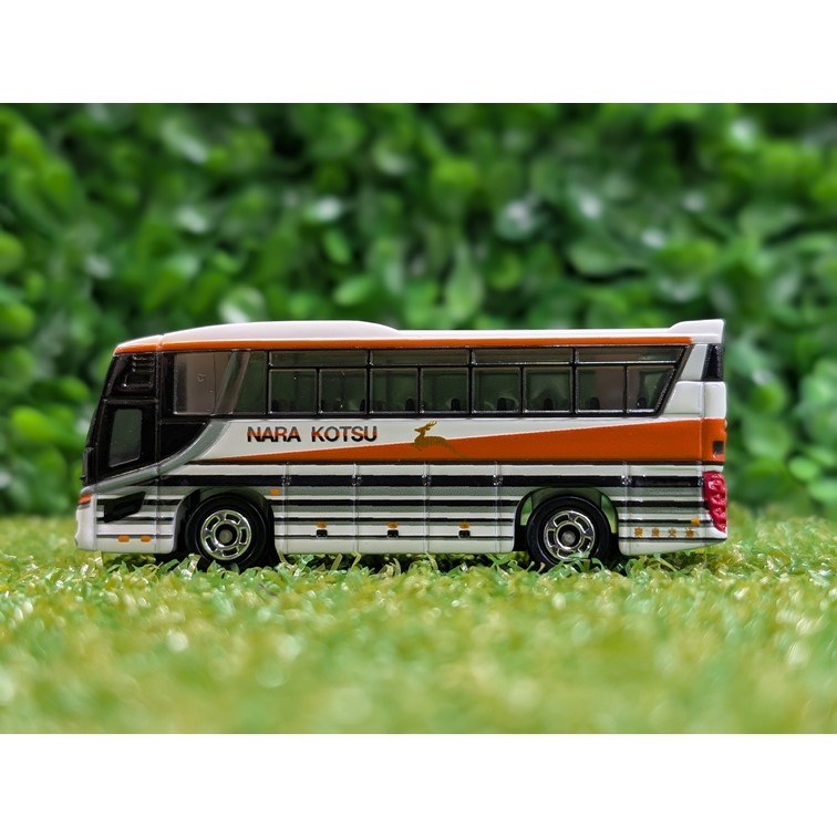 づっとなら新商品のお知らせ】 トミカシリーズに待望の観光バスが登場