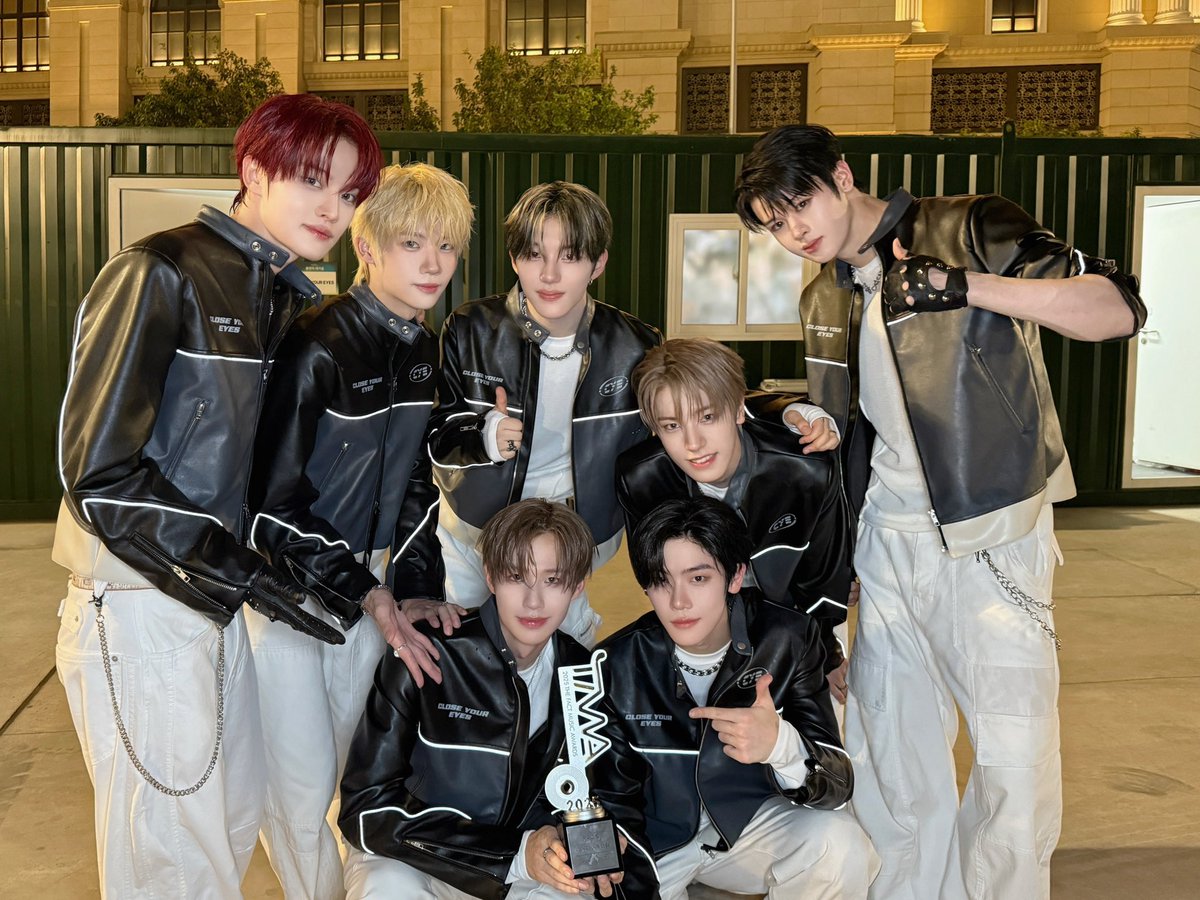 CLOSEYOUREYES クルユア 8/29 個別サイン会 ヨジュン CLOSEYOUREYES