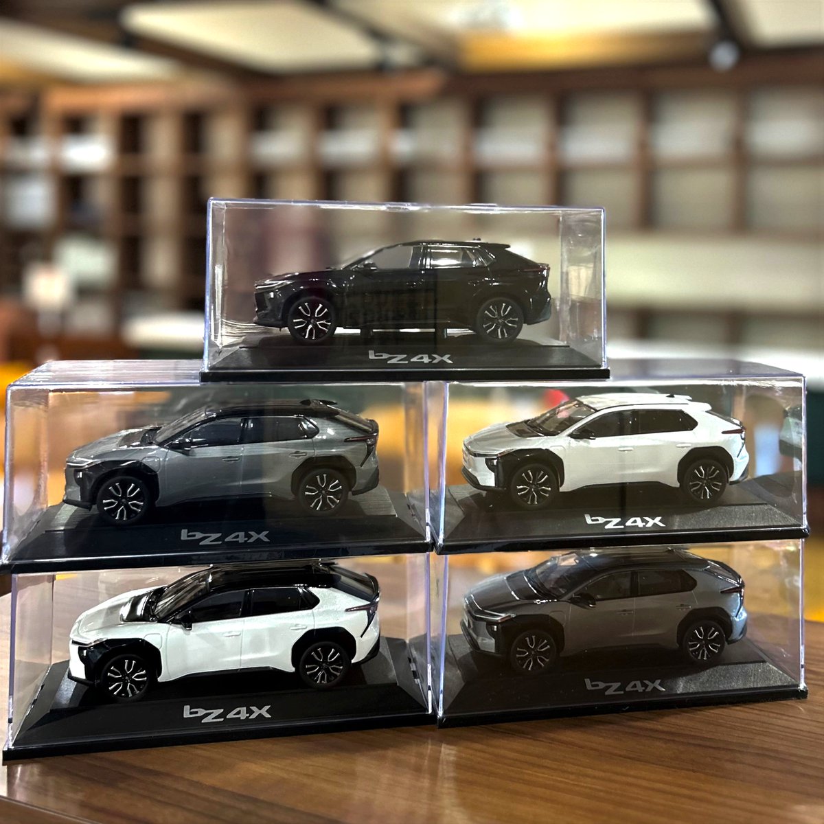 ア*ァ様 トヨタカラーサンプル 4台セット ア*ァ様 トヨタカラー