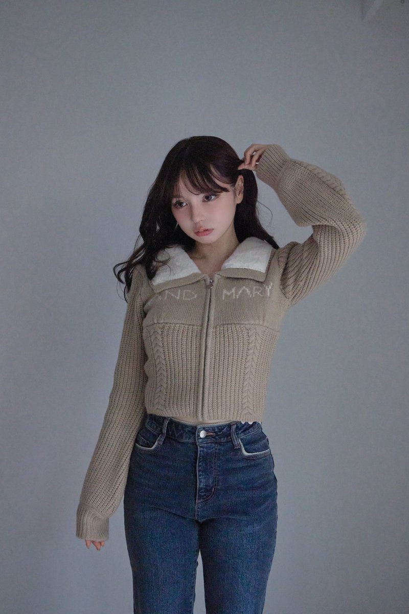 Mary logo zip tops color beige/gray ¥12100-tax in ころんとした