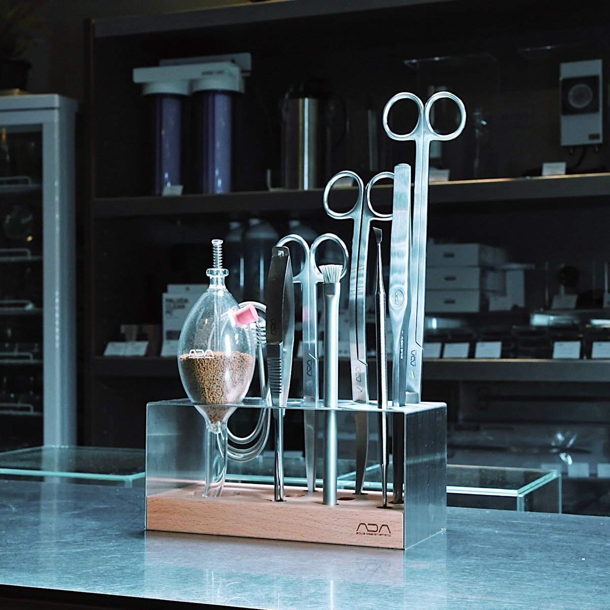 ADA NATURE AQUARIUM PRODUCTS : METAL WOOD TOOL STAND 良質な天然木