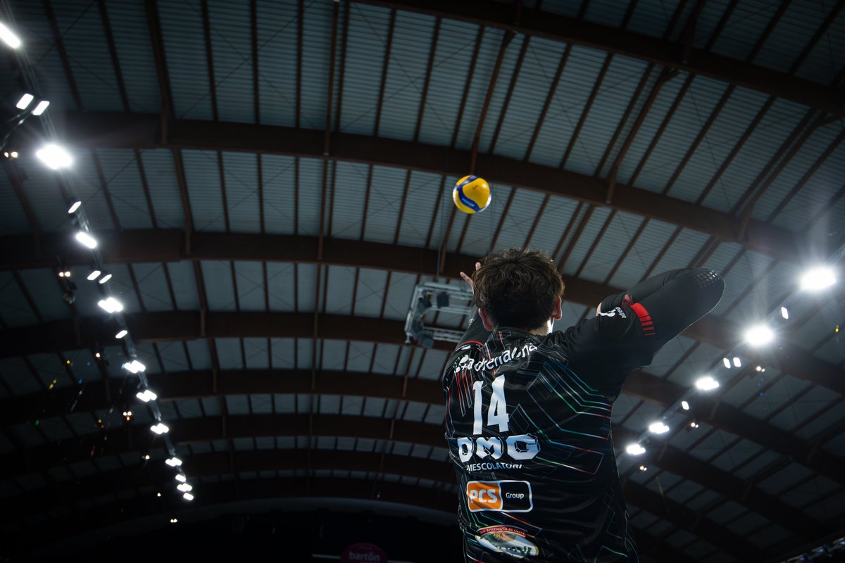 石川祐希 SIR SUSA VIM PERUGIA 24-25 直筆サイン入りユニフォーム