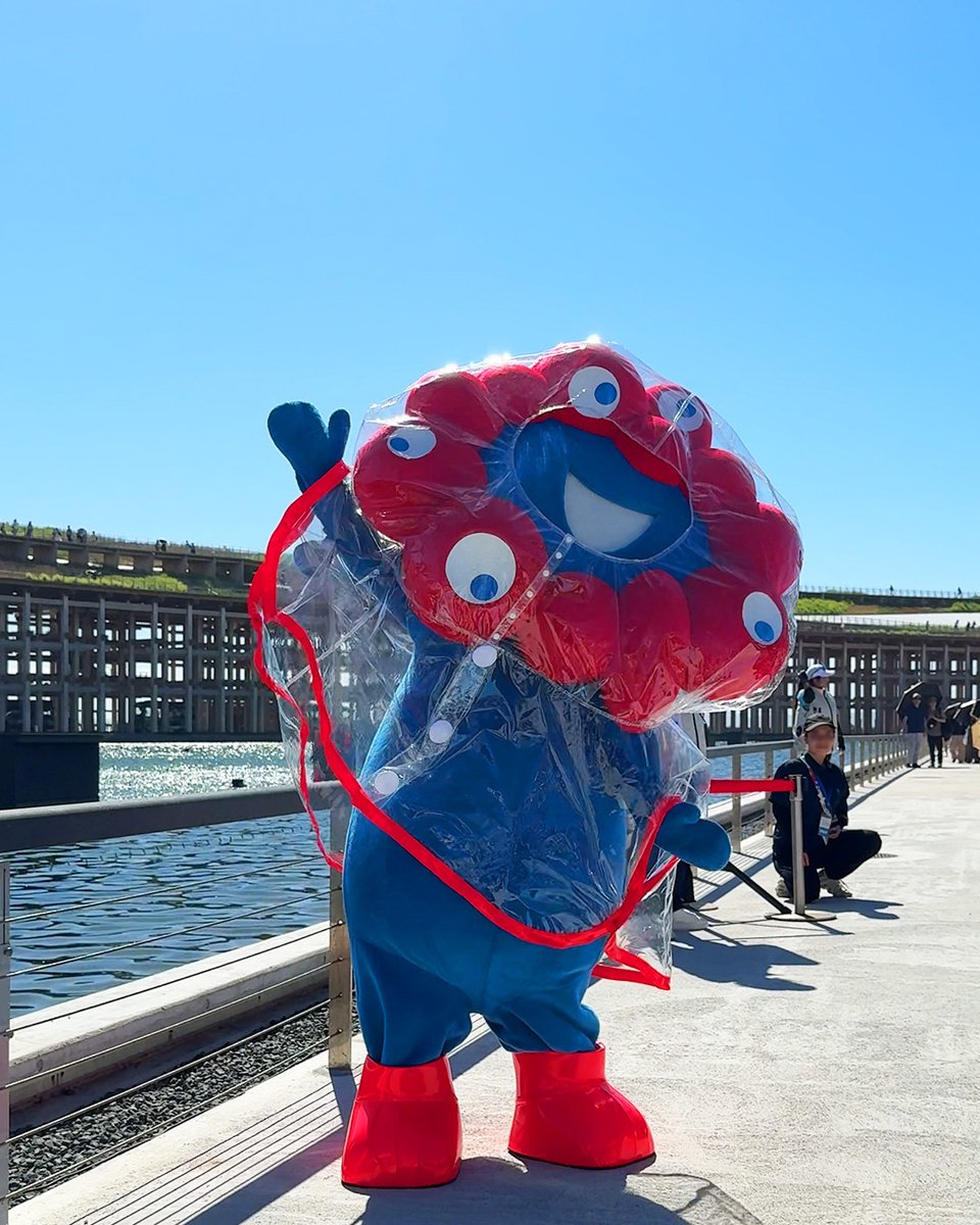 ┊✧✧✧ BEST PHOTO ✧✧✧┊ 2025.07.26 ˗ˏˋ☂️❤️💙⛲️ˎˊ