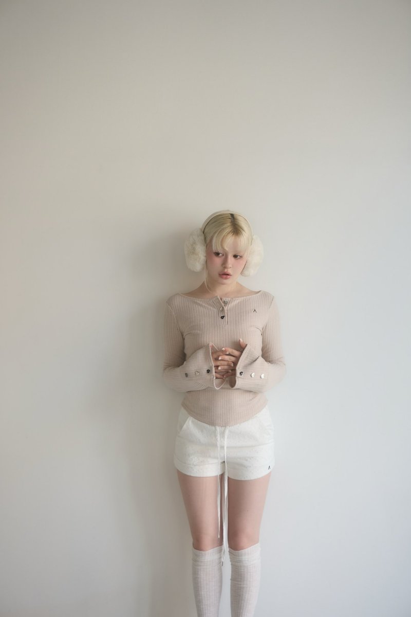Dorothy heart tops color beige/black ¥11000-tax in シルバーの