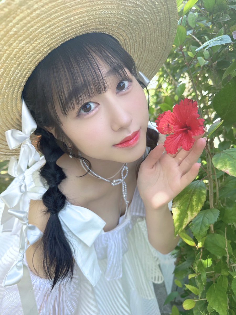 林鼓子 旅PHOTO BOOK 〜ココいちばん！〜 本日発売となりました