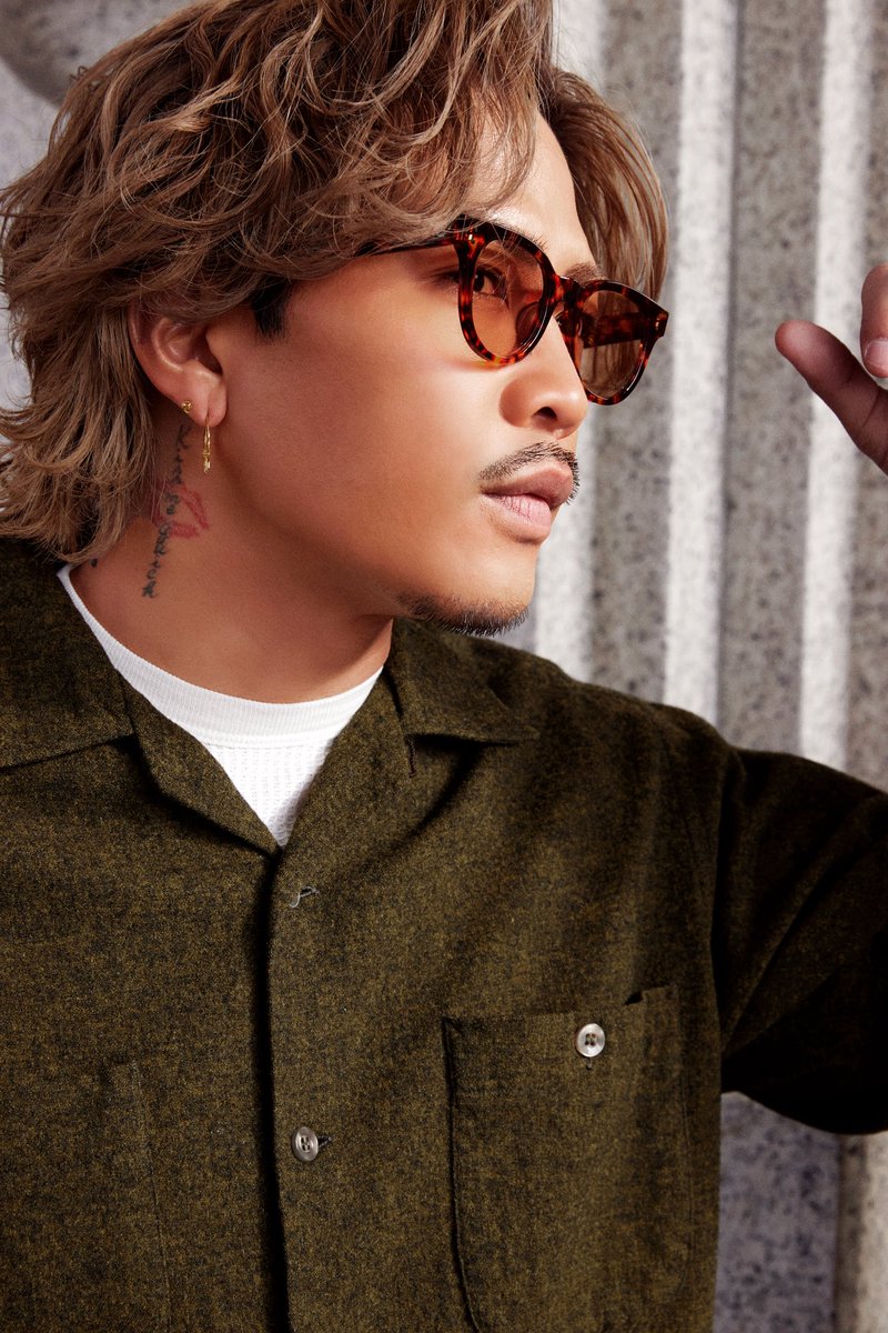 数原龍友 新作サングラスLOOK😎 ／ 様々な着こなしを披露した The