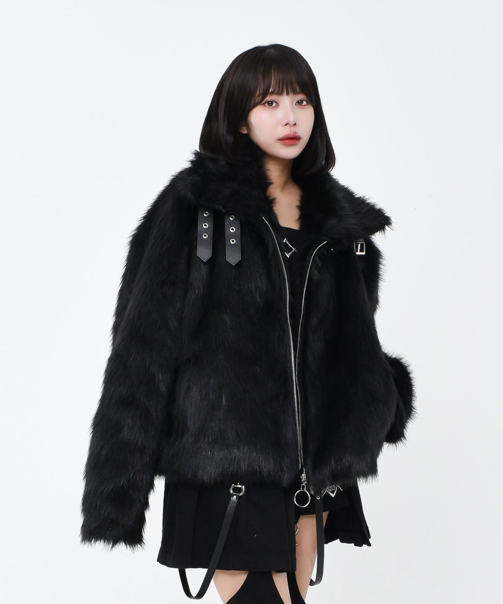 👁‍🗨REFLEM(レフレム) NEW ARRIVAL ベルト付きクロップファー