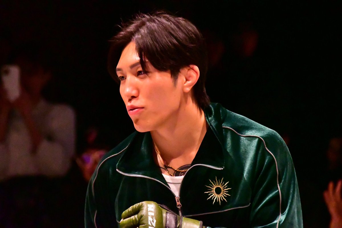 伊藤裕樹　ジャージ　セットアップ