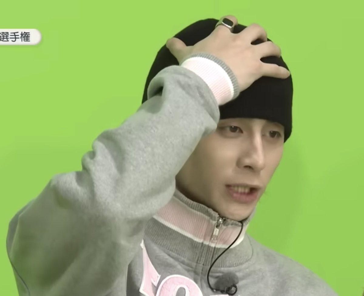 ニット帽を押さえまくる西洸人さんまたいたｶﾜｲｲ #INIフォルダ