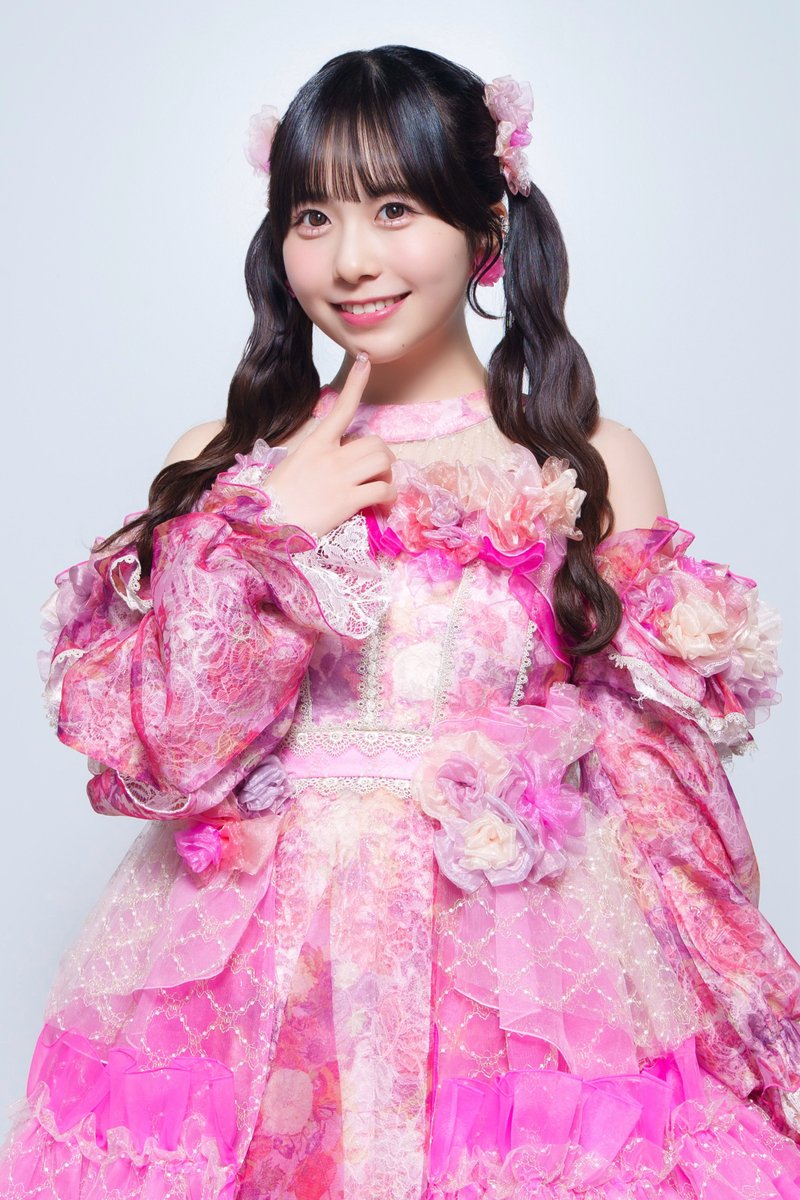 ୨୧‥∵‥👗新衣装個人カット公開🩷‥∵‥୨୧ SWEET STEADY 1st