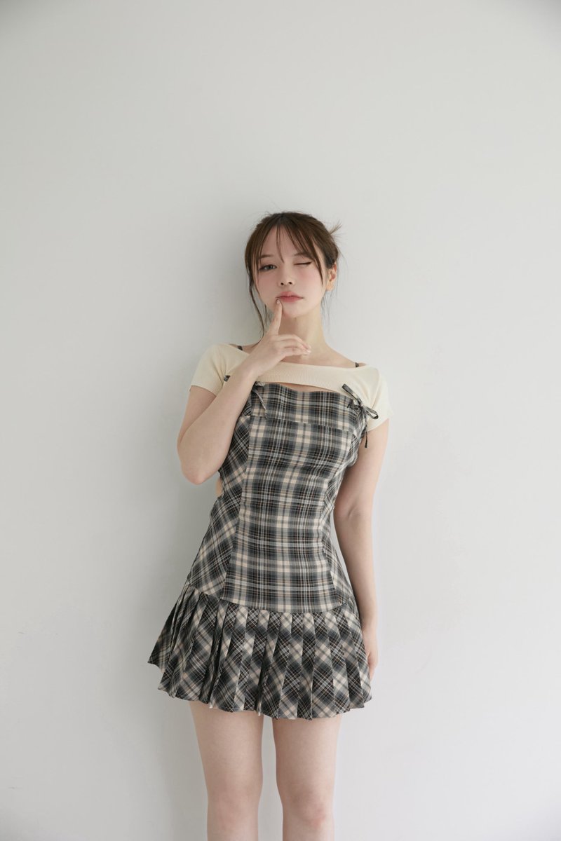 Karen check mini dress color beige size s/m ¥17600-tax in gray