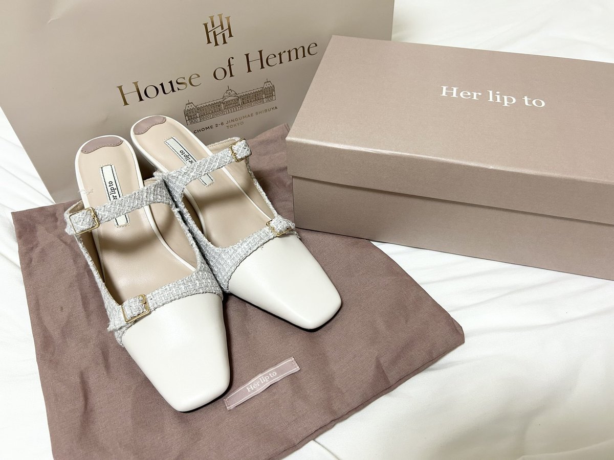 なんだかんだで今年初エルメ‼️ずっと気になってたMademoiselle Mules