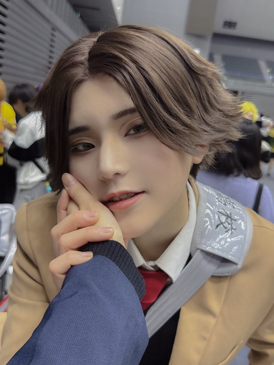 めちゃくちゃ美人めろいイケメン角名拝ませて頂きました😭