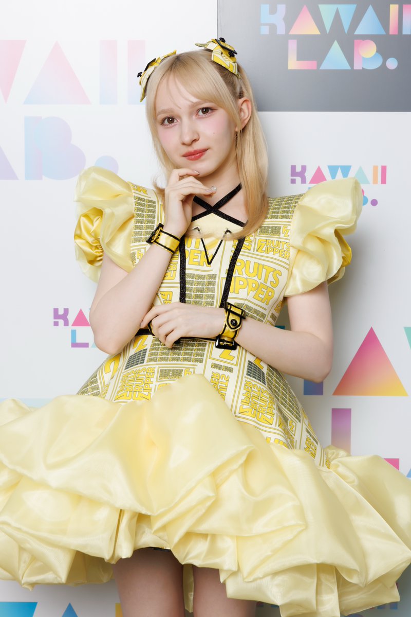 ✼ ┈••┈┈•• .⋆𝜗𝜚𓈒 ⋆••┈┈••┈ ✼ 👗FRUITS ZIPPER 新衣装