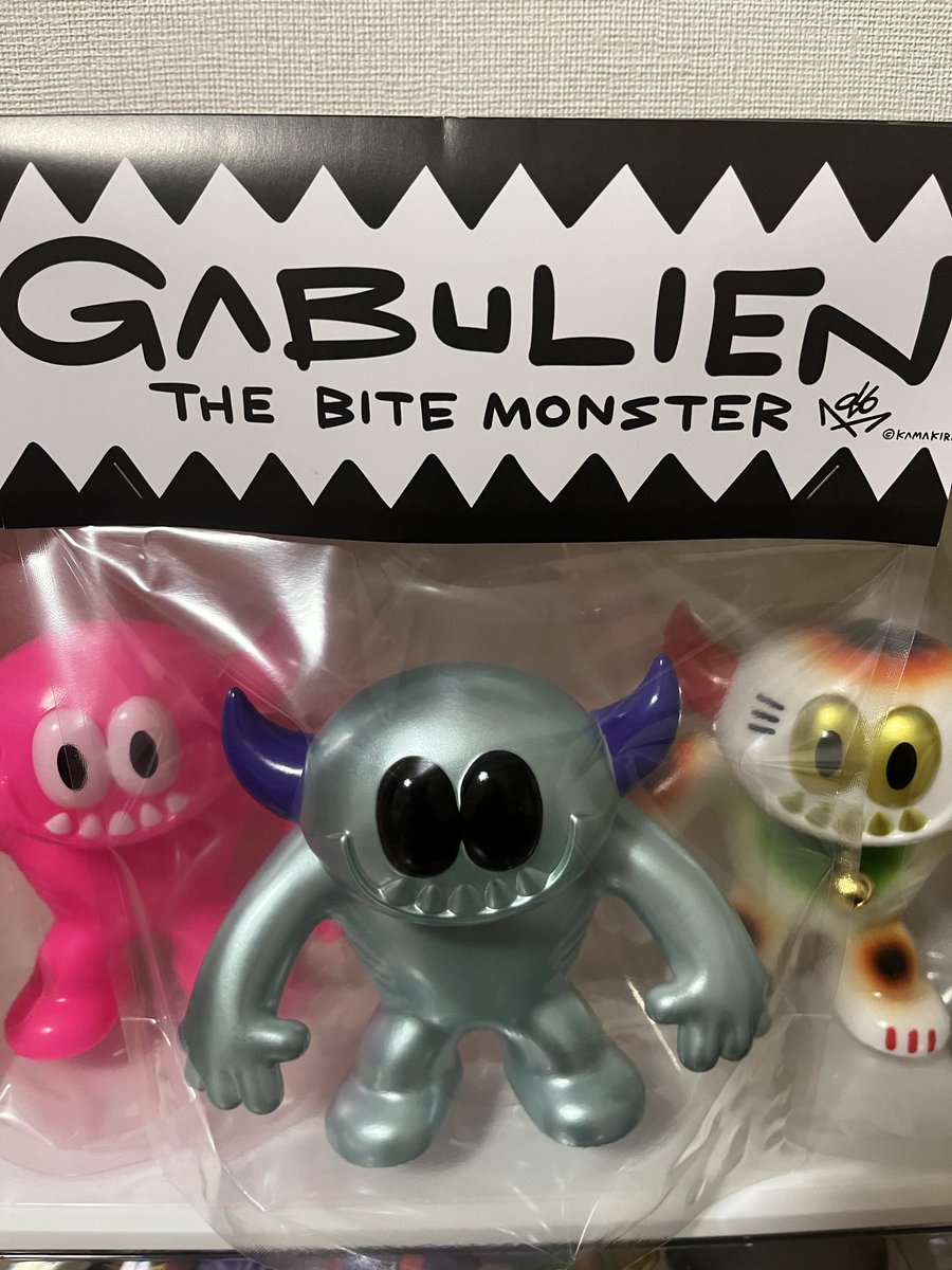 また仲間が増えてしまった笑 めちゃめちゃメタリックな感じがよい