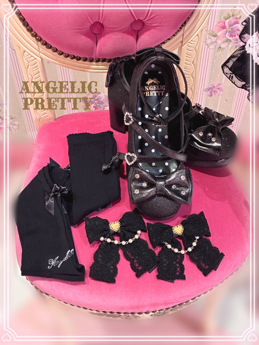 🎀グリッター宝石リボンシューズ…¥19,800 🎀おでかけキルティング