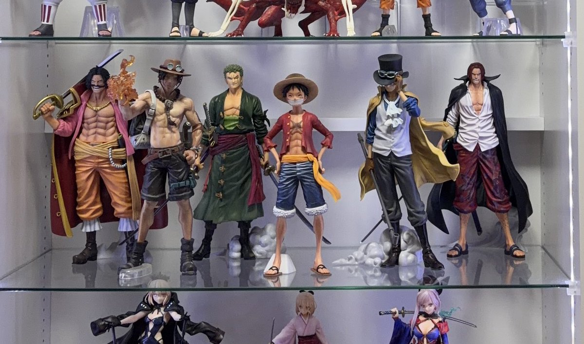 バンプレくじゾロのA賞とC賞開封の儀 C賞は別のところに。。 顔は