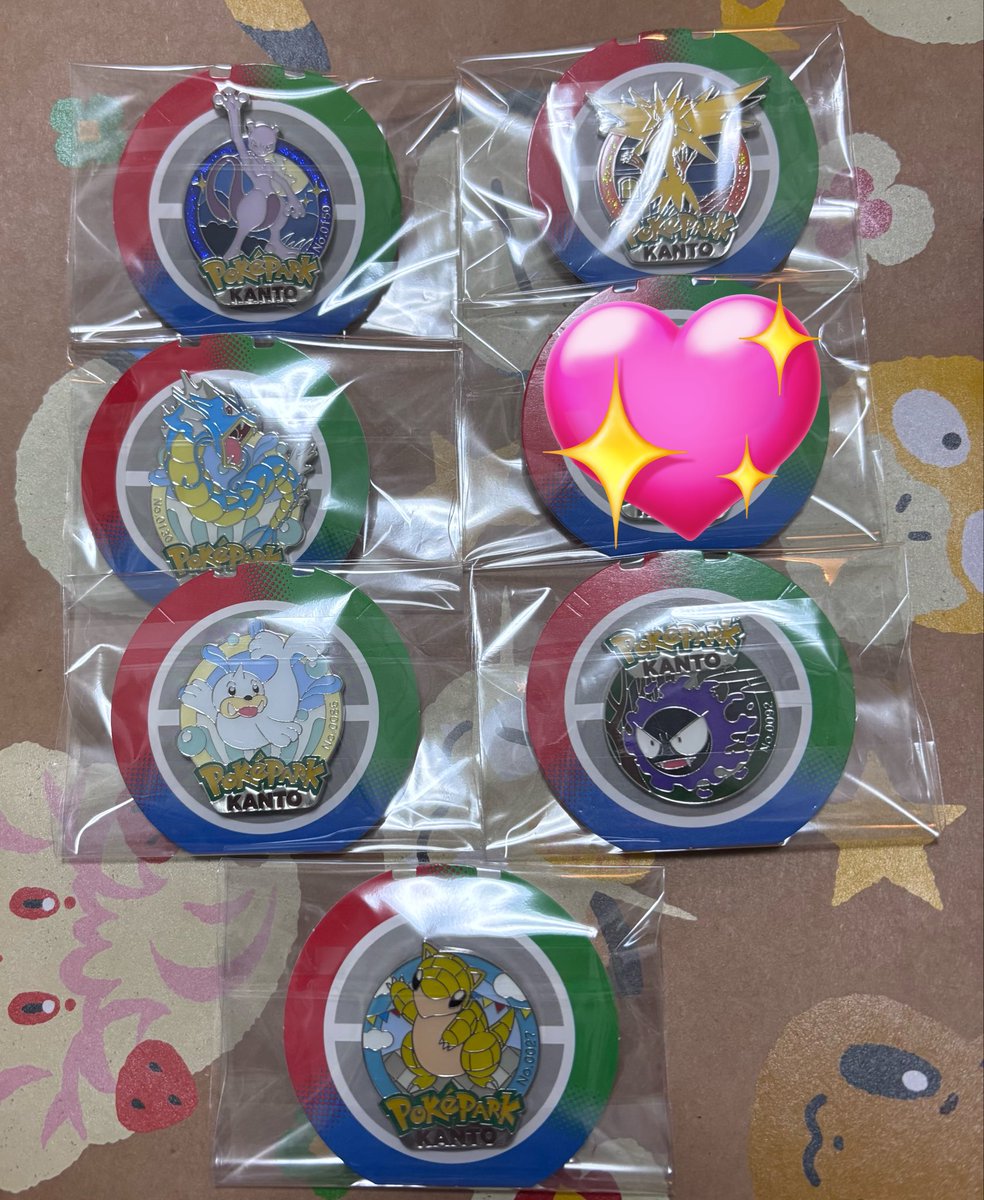 交換】ポケパーク カントー ピンズ ピンバッジ 譲:ミュウツー サンダー