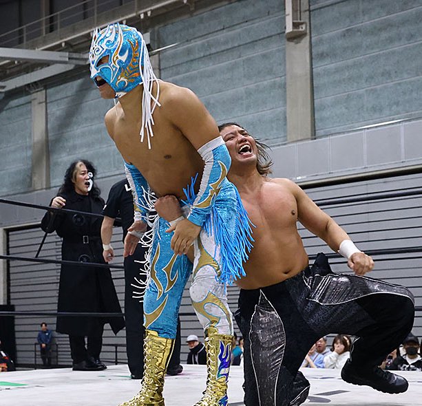 Tadasuke: “#NJTL2026 4th win. Maybe we're hanging on by a thread