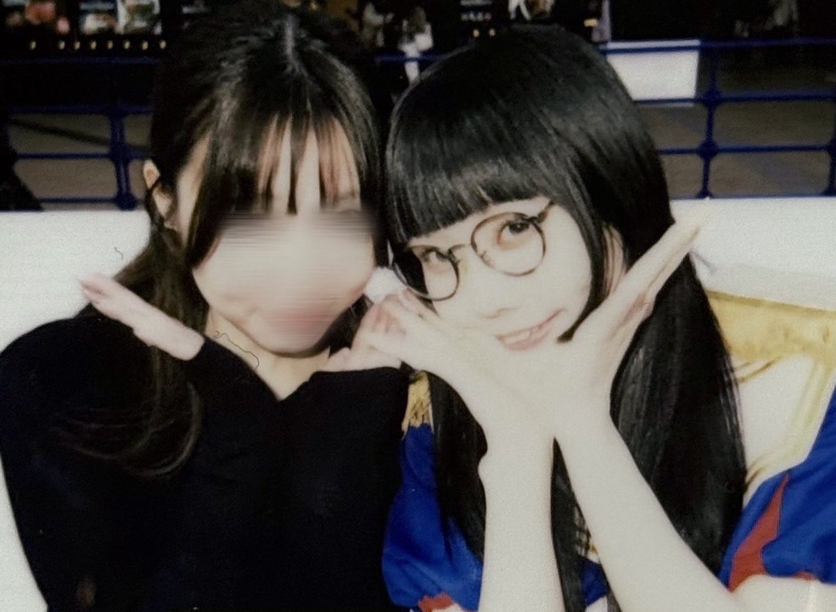 ଘ( ︲⩊︲)_/ﾟ・:*:・｡☆