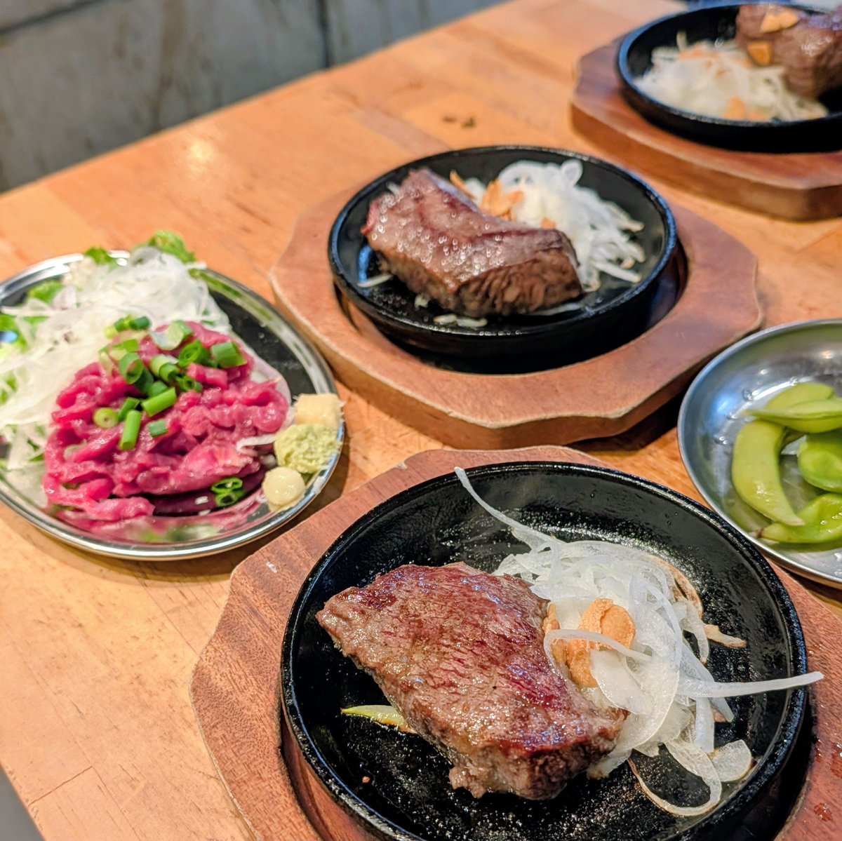 最初と最後しか写真ないwww パンケーキたべたーい！半分こしよー！って