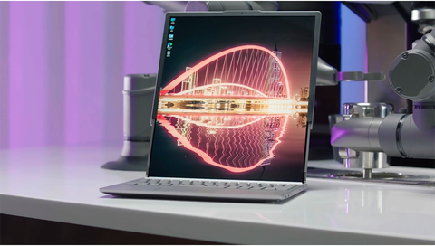 Lenovo、画面が縦に伸びるノートPC - PC Watch