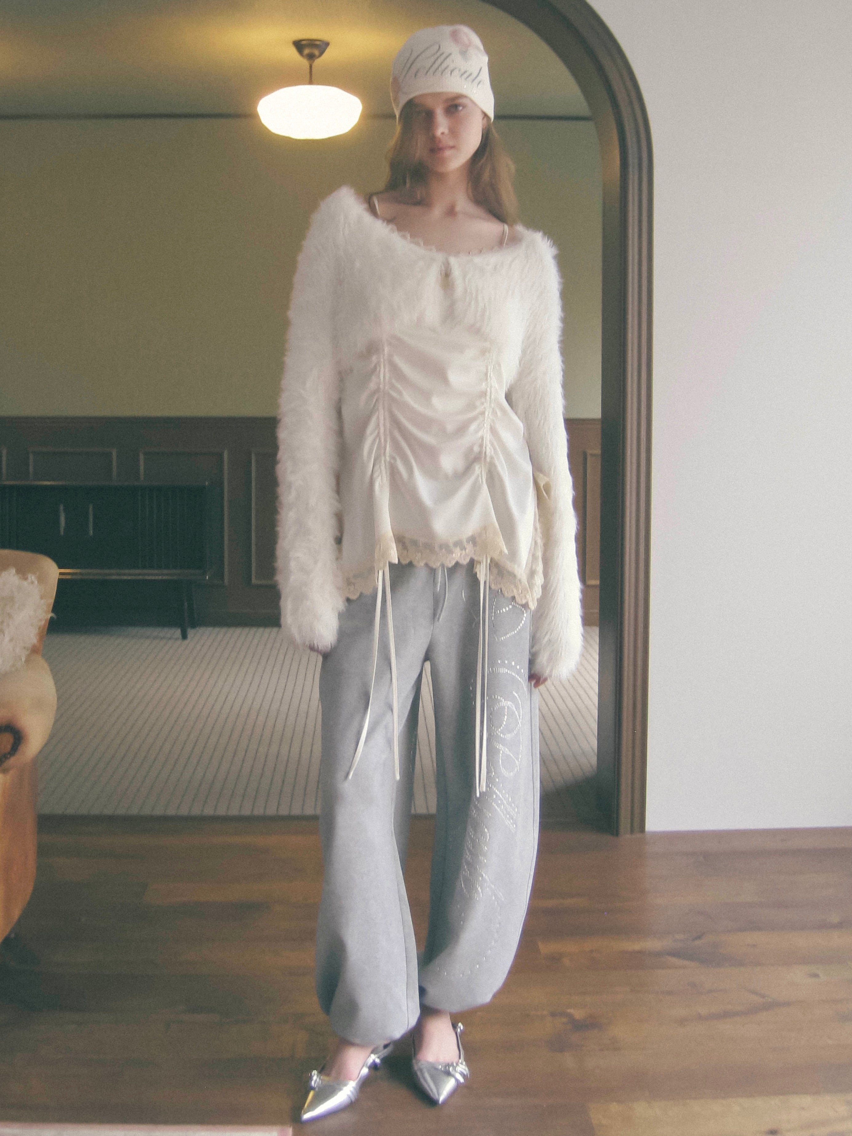 stone-deco sweat pants｜PELLICULE | ぺリキュール