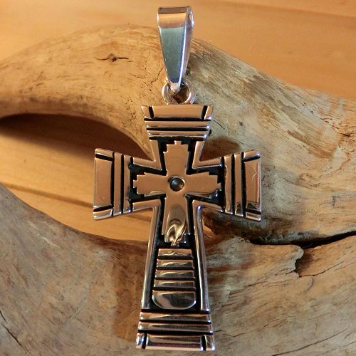 ナバホ族：Steven.J.Begay クロス ペンダント トップ - PINE☆FIELD