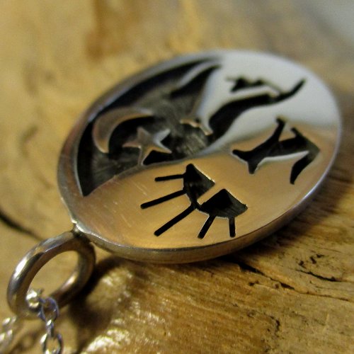 ホピ族：コヨーテモチーフ ペンダント - PINE☆FIELD（パインフィールド）