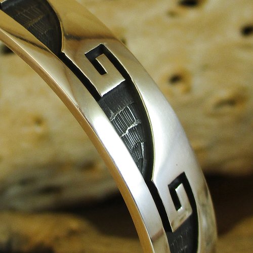 ホピ族：Stewart Tewawina Dacawyma ウォーターウェーブ カフ