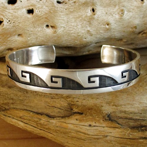 ホピ族：Stewart Tewawina Dacawyma ウォーターウェーブ カフ