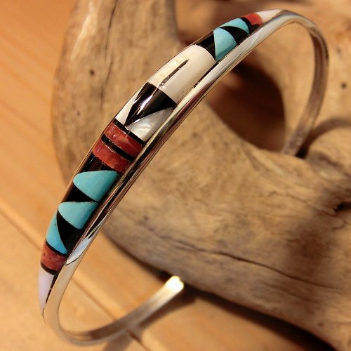 ズニ族：マルチストーン インレイ カフブレスレット - PINE☆FIELD