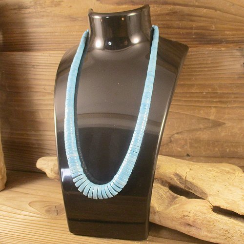 サント・ドミンゴ族：Lupe Lovato ターコイズ ヒシネックレス - PINE