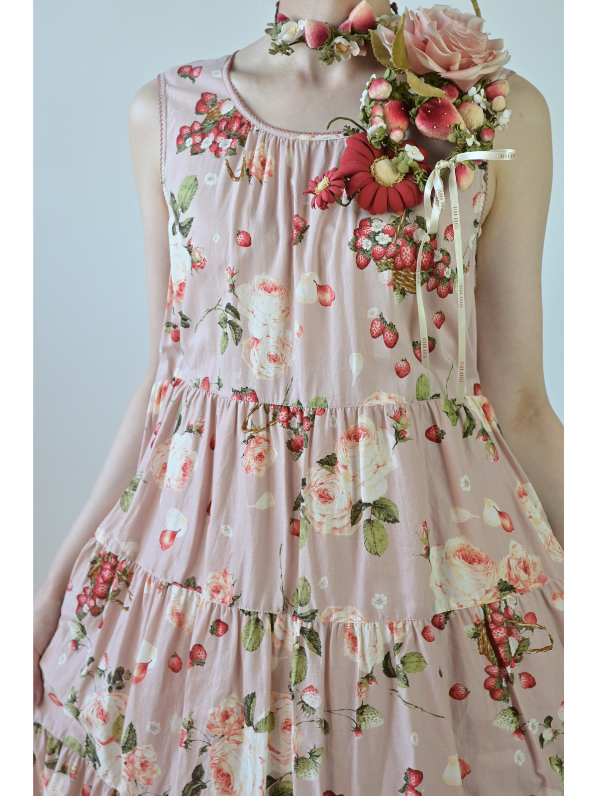 Special item～ストロベリーローズプリントミディワンピース｜ピンク